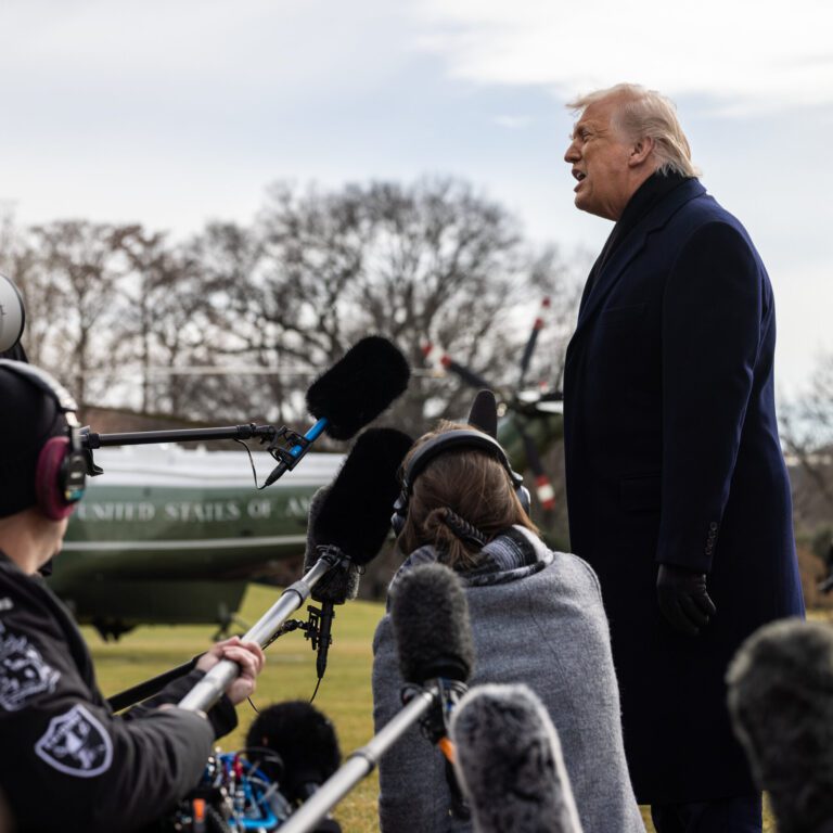 17dc-tariffs-greenland-topart-ctfl-mediumSquareAt3X