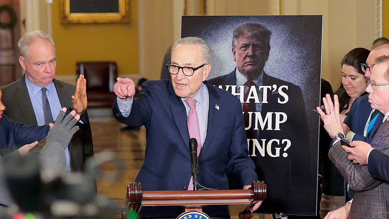 chuck-schumer-trump.jpg