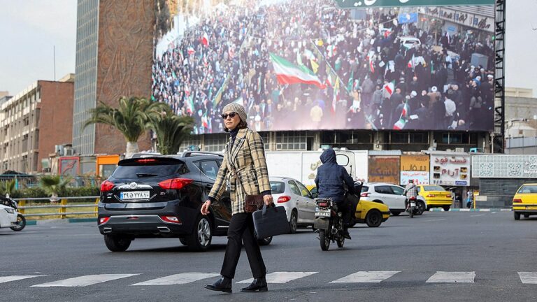 iran-us-tensions-tehran-streets.jpg