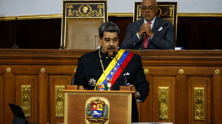 maduro-speaking.png
