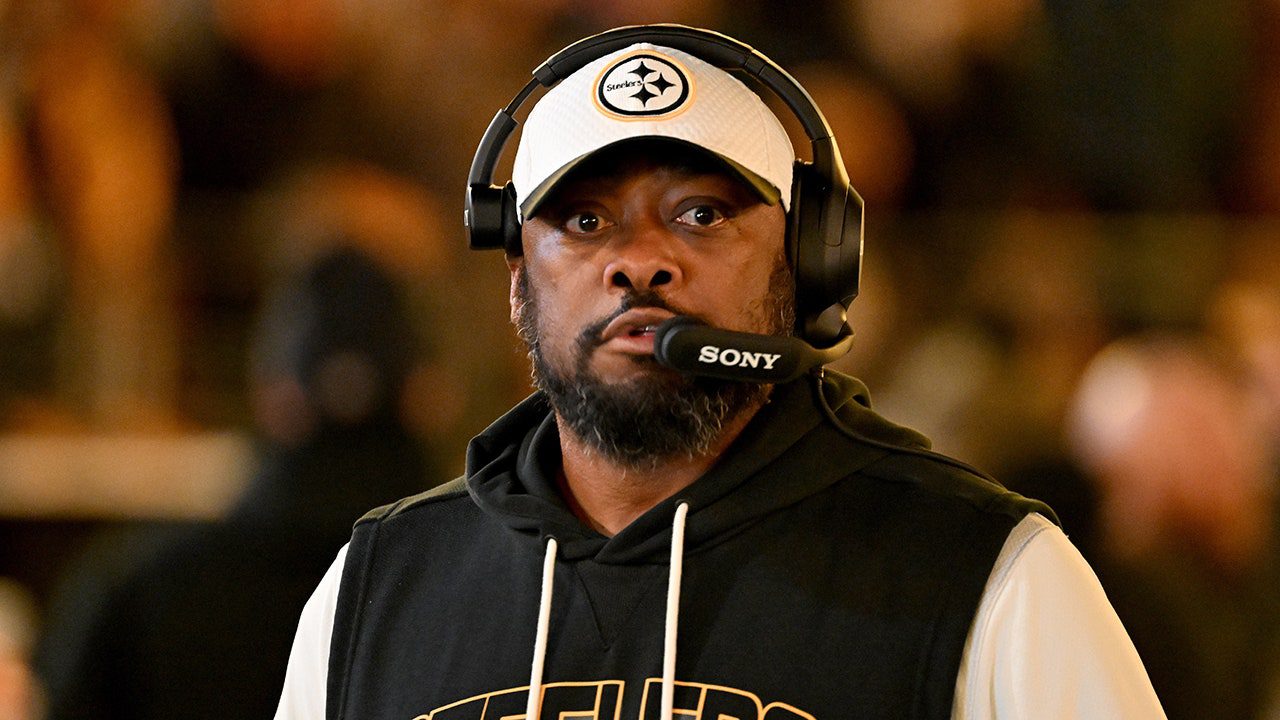 mike-tomlin-pregame-texans-steelers.jpg