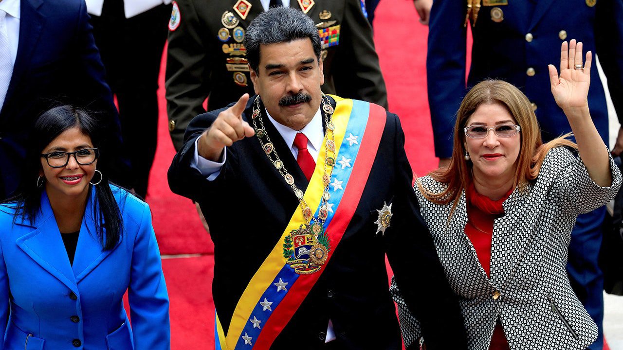 nicolas-maduro-delcy-rodriguez.jpg