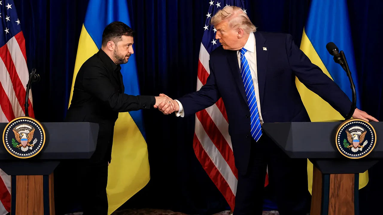 trump-zelenskyy-shaking-hands-december-2025.jpg