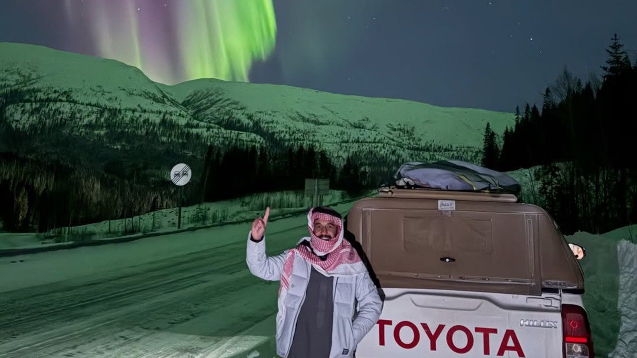 al-sultan-northern-lights.jpg