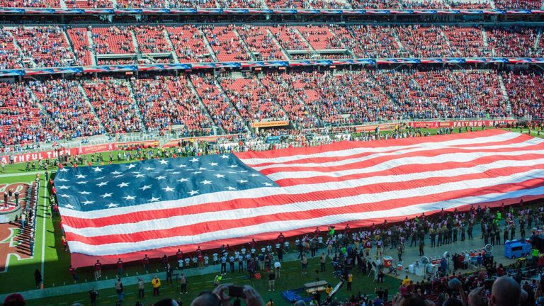 american-flag-nfl-2326.jpg
