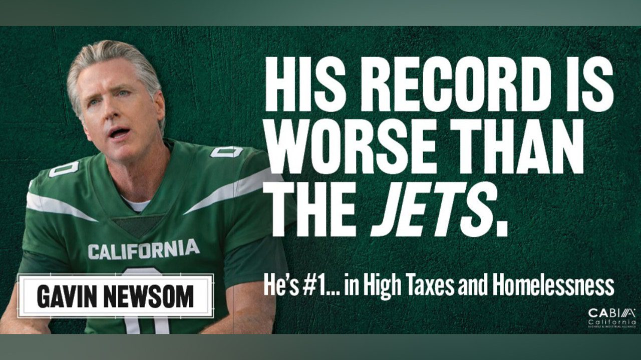 newsom-jets-billboard-nyc-fox-news-001.jpg