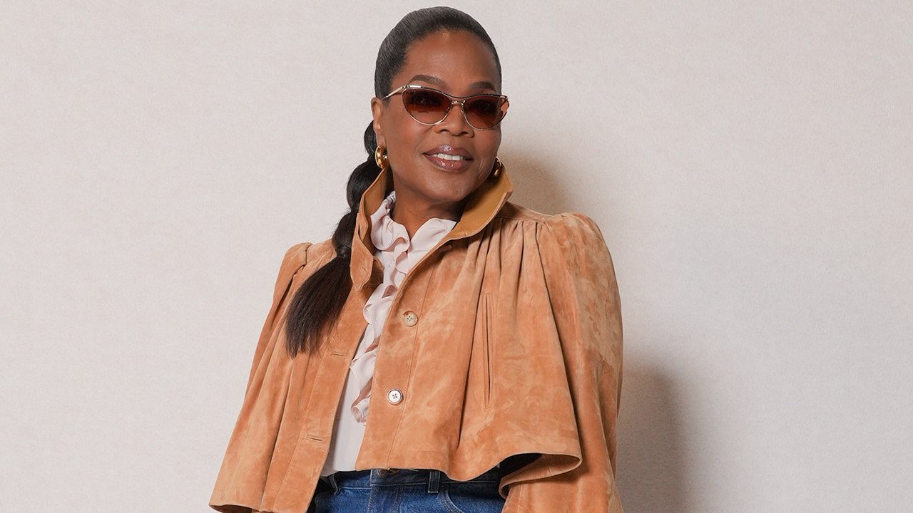 oprah-winfrey-jeans.jpg