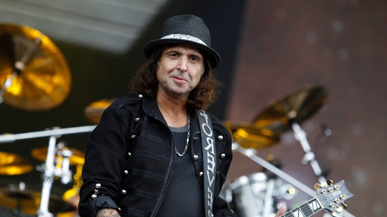 phil-campbell.jpg