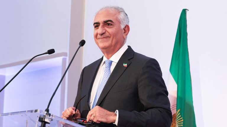 reza-pahlavi-paris-press-conference.jpg