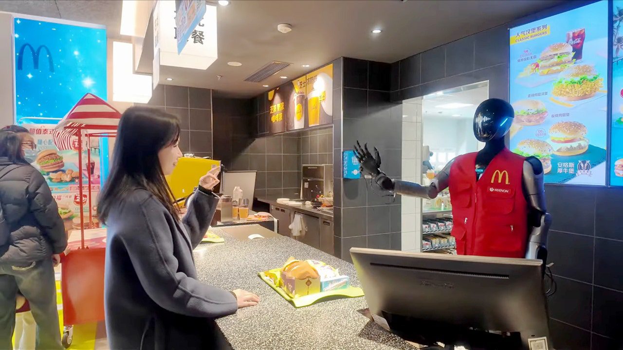 robots-mcdonalds-2.jpg