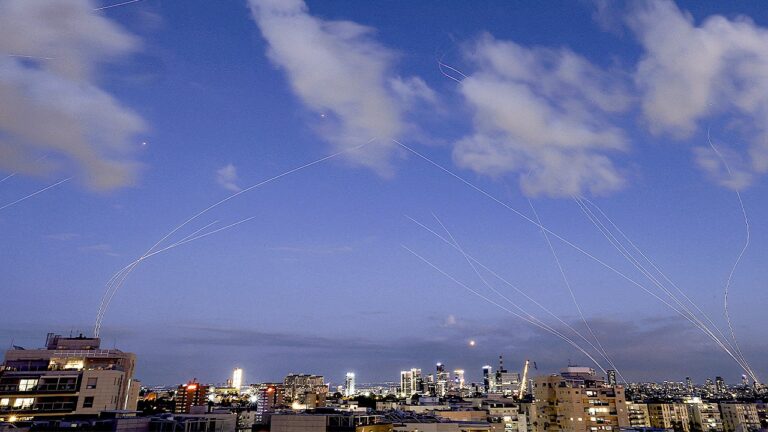 tel-aviv-missiles-iran.jpg