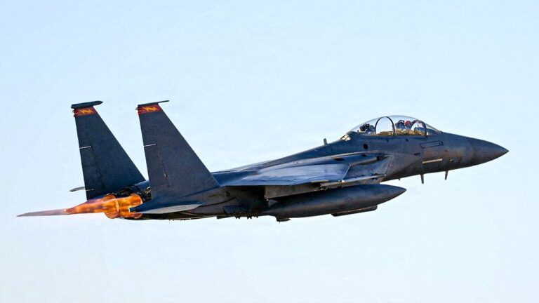 1775726394_f15e-strike-eagle-takeoff-fox-news-001.jpeg