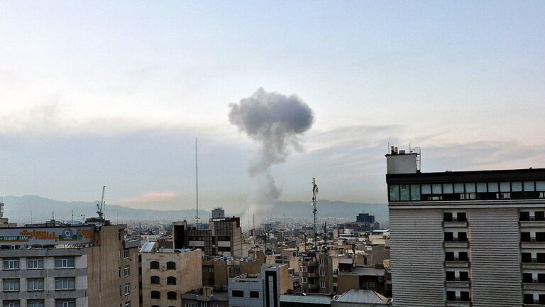 1775929684_tehran-explosions-israeli-attacks-fox-news-001.jpeg