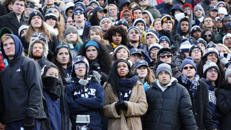 1776854007_yale-fans.jpg