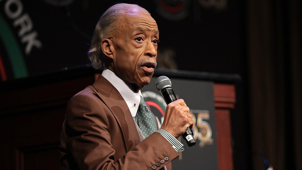 al-sharpton-speaking.jpg