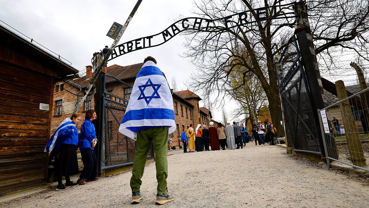 auschwitz-march-of-the-living.jpg