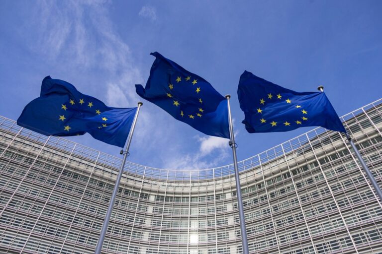 european-commission-building-flags.jpg