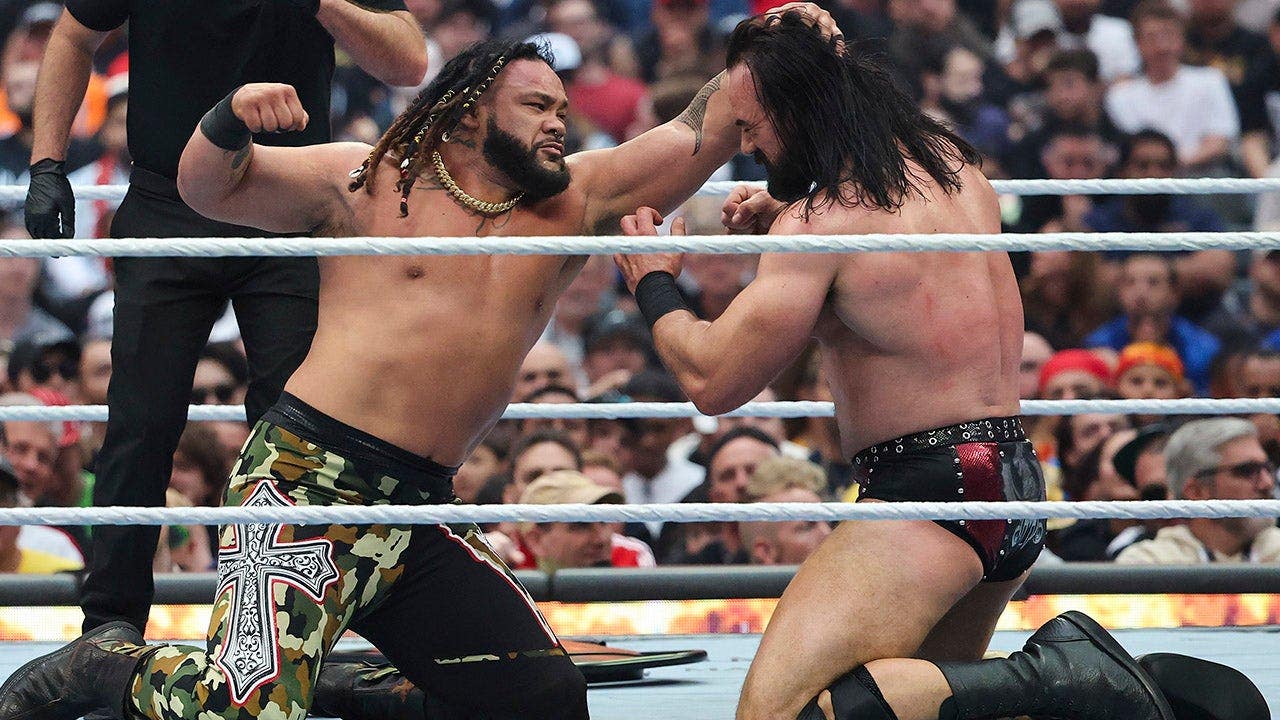 jacob-fatu-drew-mcintyre-wrestlemania-fox-news-001.jpeg