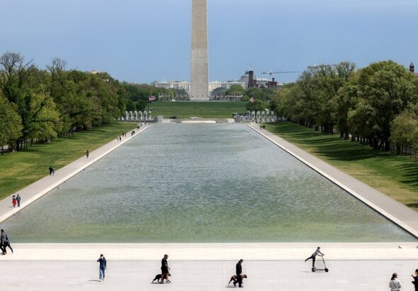 lincoln-memorial-reflecting-pool.jpg