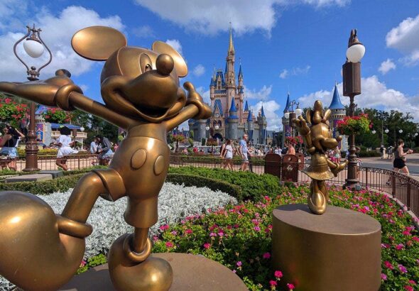 mickey-minnie-statues-cinderella-castle-fox-news-001.jpeg