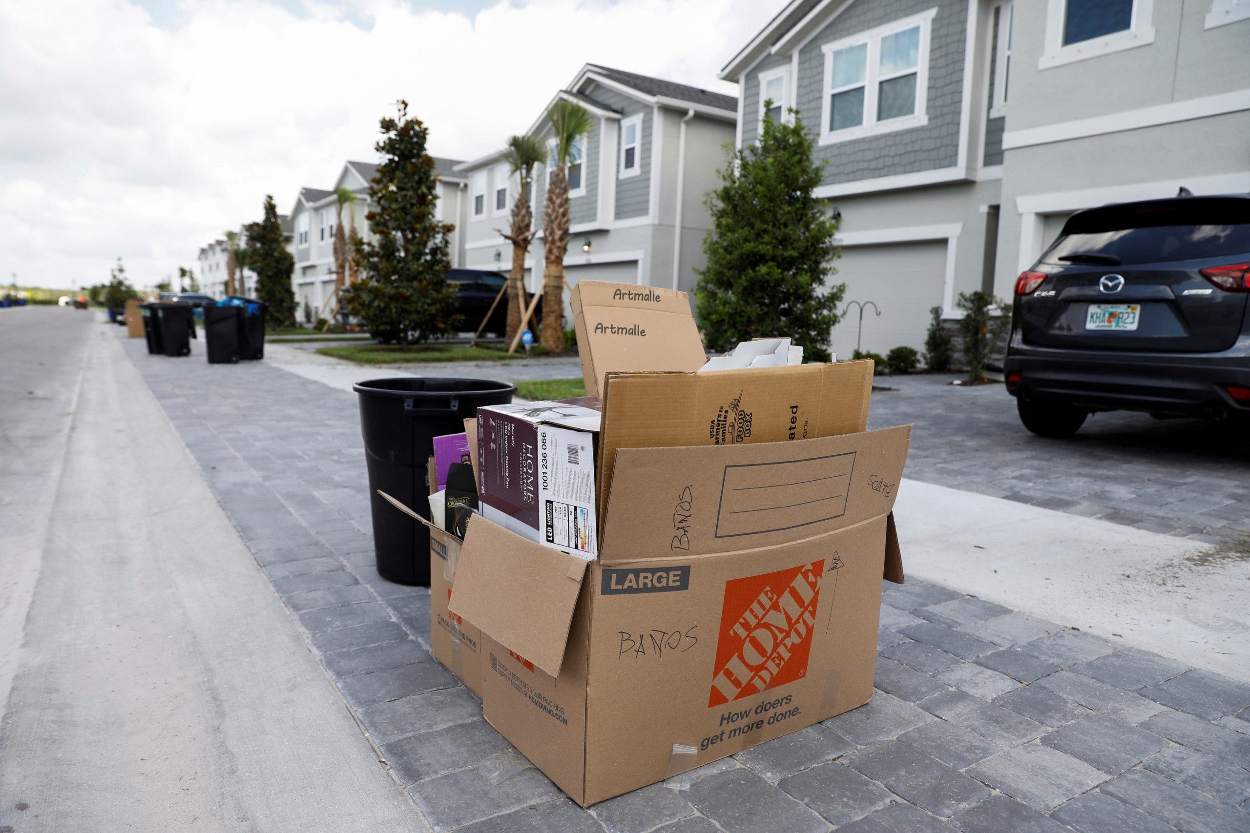 moving-boxes-in-florida-scaled.jpg