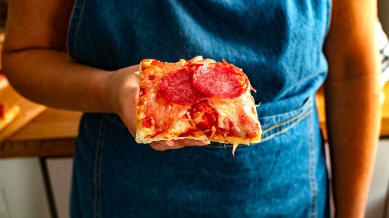 ohio-columbus-style-pizza-square-cut-thin-crust-what-to-know-food-drink-1.jpg