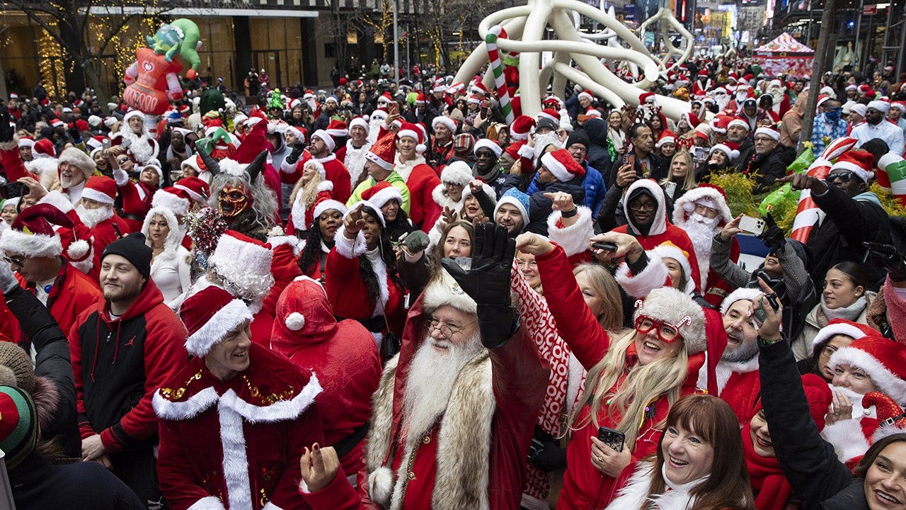 santacon-new-york-city-fox-news-001.jpeg