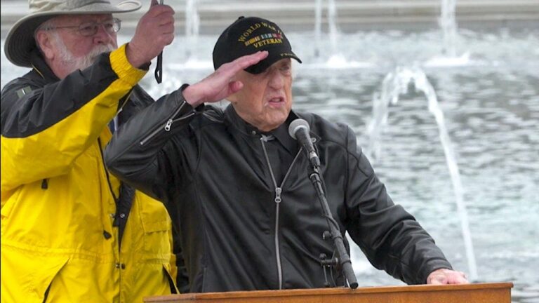 David-Yoho-World-War-II-memorial-speech-salute.jpeg