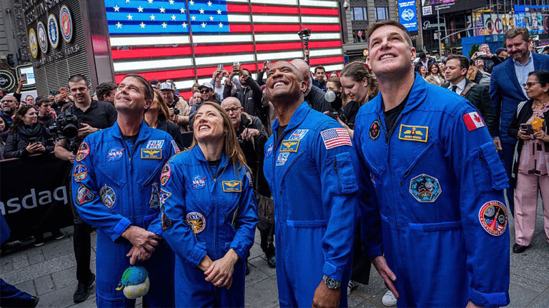 artemis-crew-new-york-looking-up.png