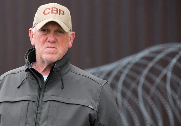 border-czar-tom-homan.jpg