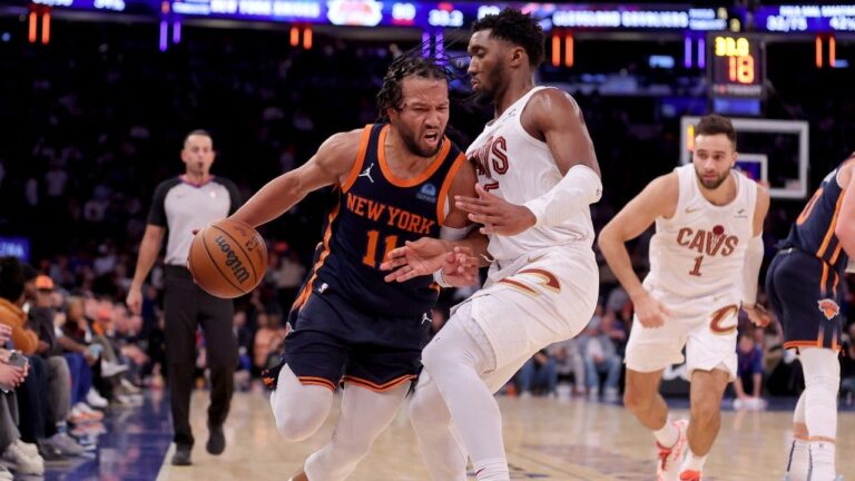 brunson-mitchell-knicks-cavs-foxnews.jpeg