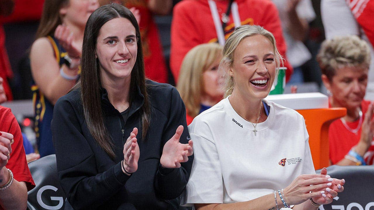 caitlin-clark-sophie-cunningham-wnba-playoffs-fox-news-001.jpeg