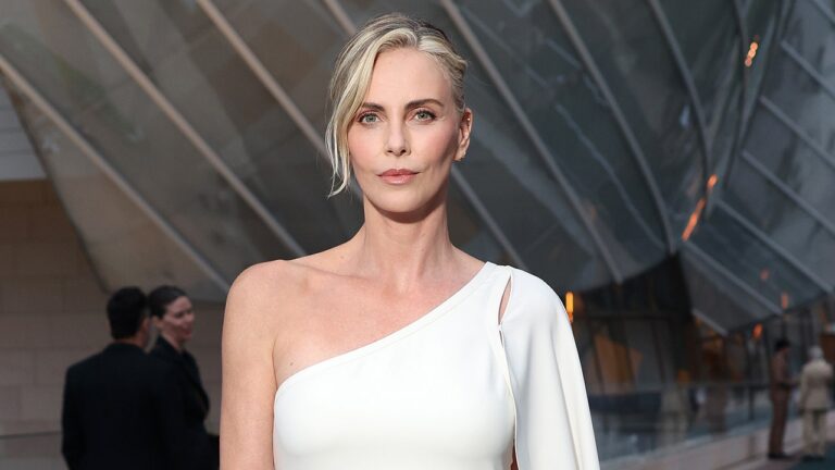 charlize-theron-1.jpg