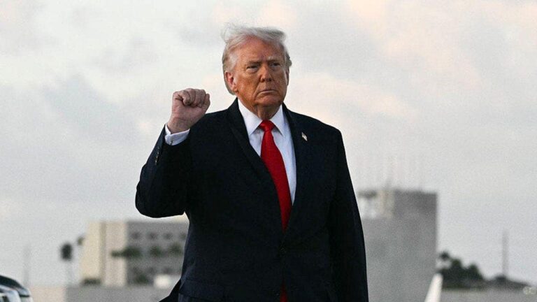 donald-trump-fist-in-air.jpeg