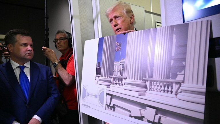 donald-trump-white-house-ballroom-air-force-one.jpeg