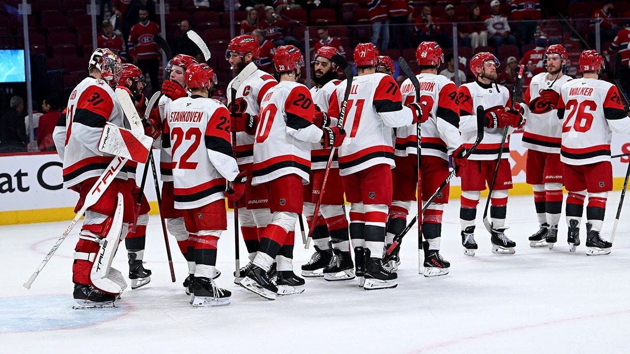 hurricanes-celebrate-game-4.jpeg