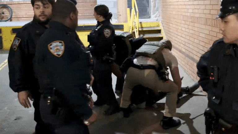 ice-arrests-migrant-hospital-criminal-nypd.png