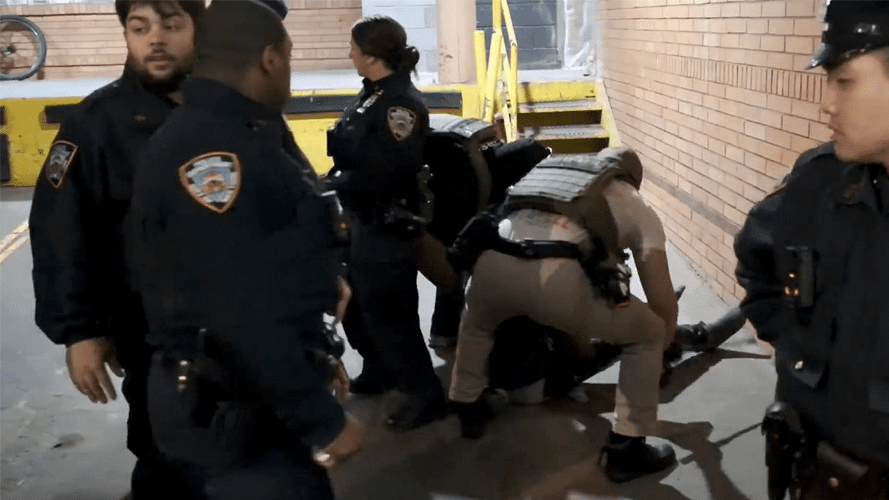ice-arrests-migrant-hospital-criminal-nypd.png