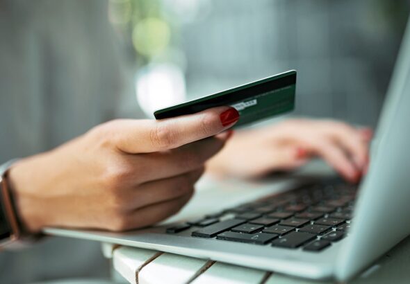 identity-theft-cost-1.jpg