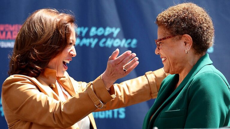 kamala-harris-karen-bass-los-angeles-fox-news-002.jpeg