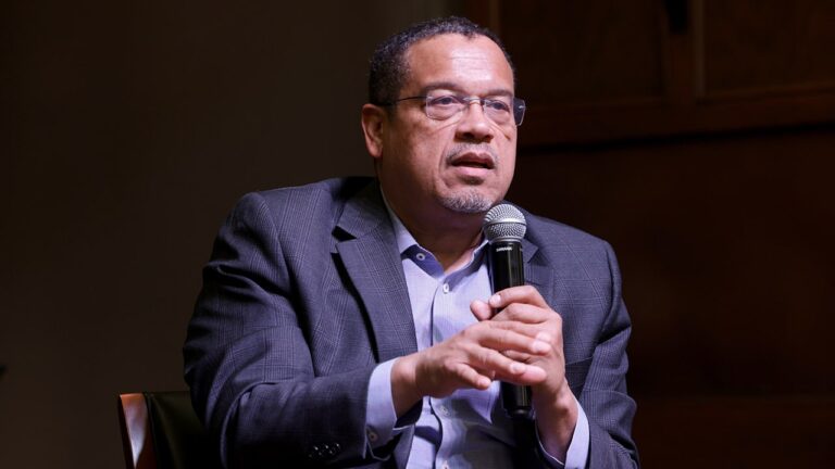 keith-ellison-speaks.jpg