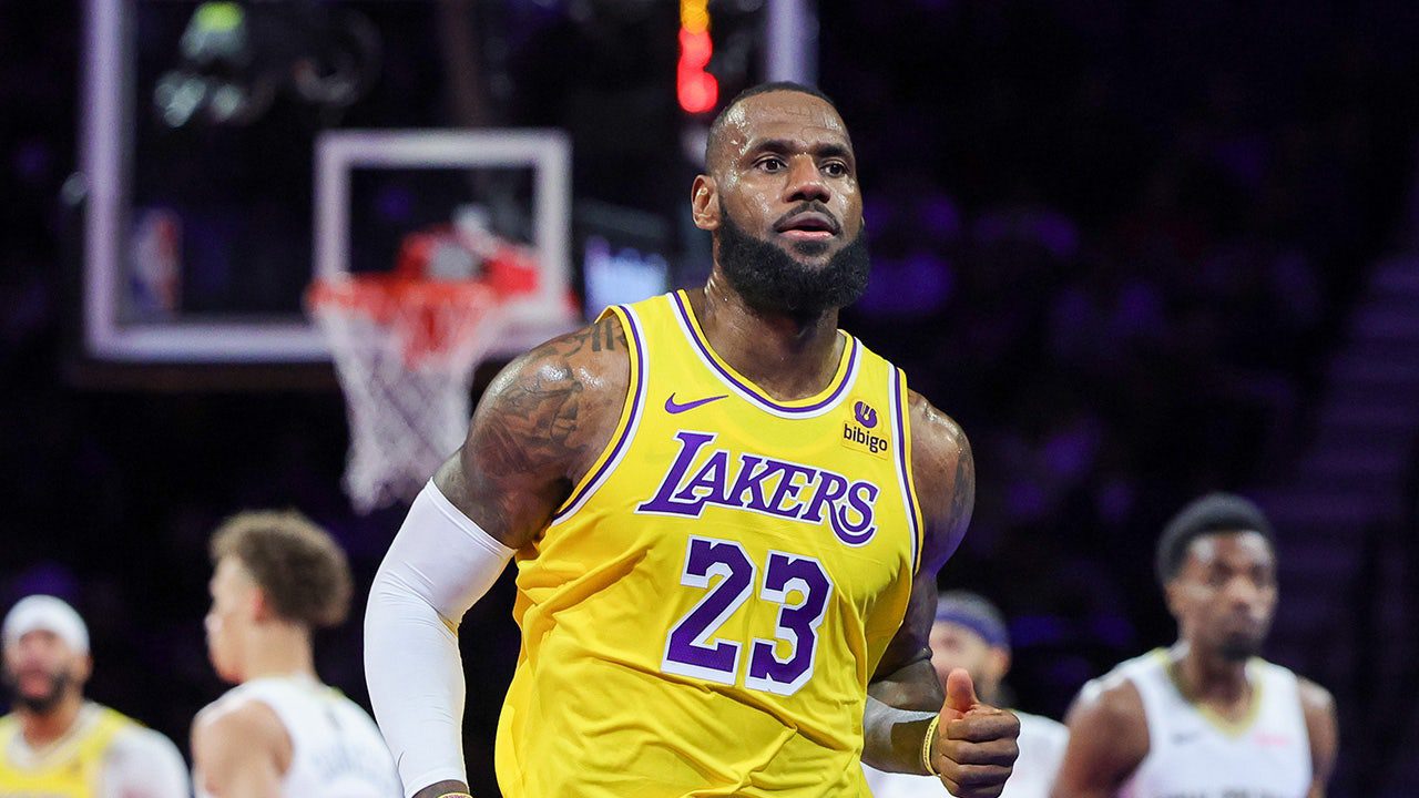 lebron-james-vegas-31926.jpg
