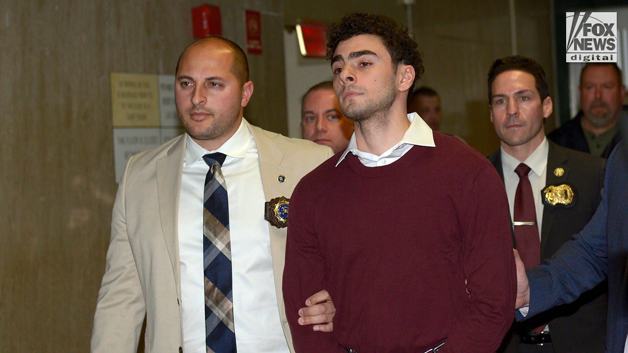 luigi-mangione-nyc-court-arraignment_12.jpg