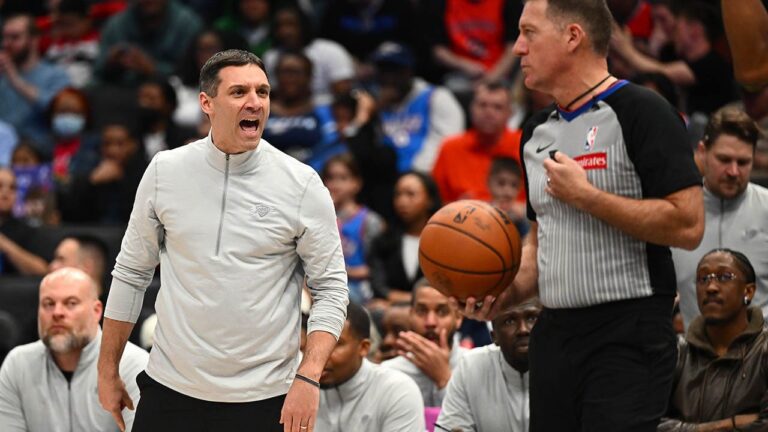 oklahoma-city-thunder-mark-daigneault.jpg