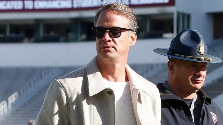 ole-miss-lane-kiffin-112825-4.jpg