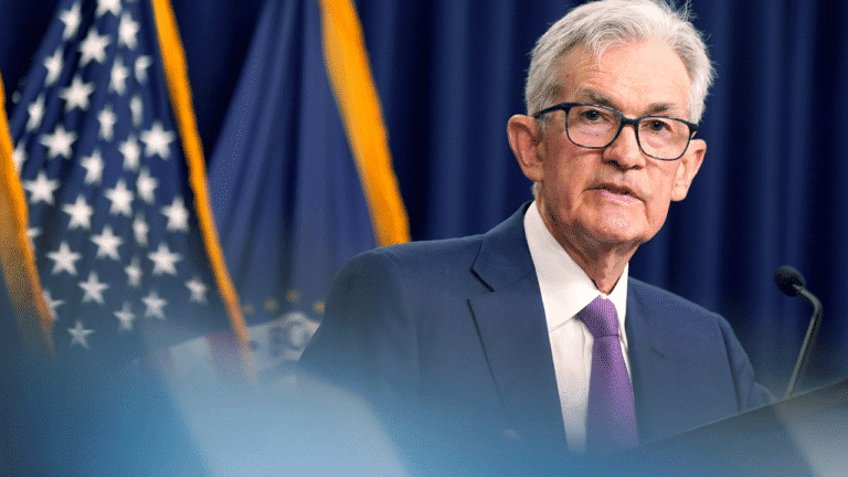 purple-tie-jerome-powell.png