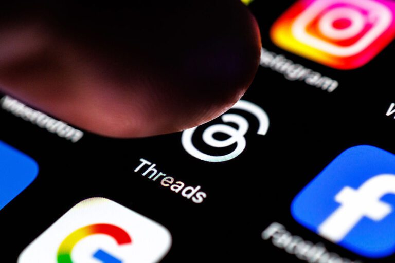threads-finger-GettyImages-2232887912.jpg