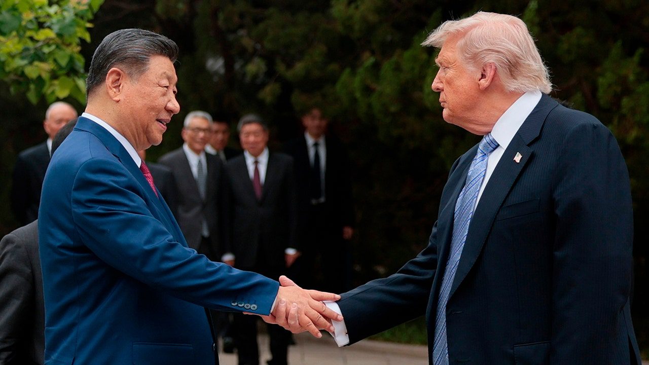 trump-xi-handshake.jpg