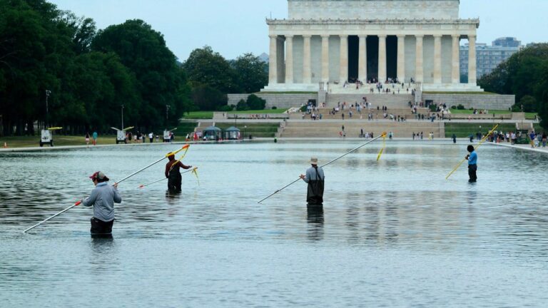 1782484945_reflecting-pool-cleanup-crews.jpeg