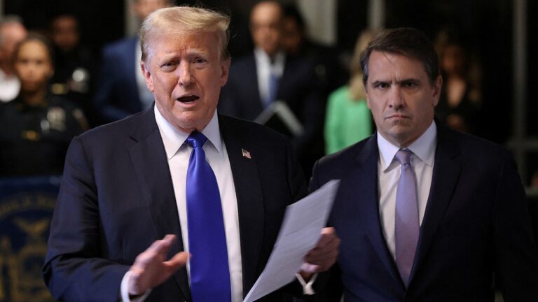Donald-Trump-NYC-Trial-Jury-Deliberations_02-1.jpg